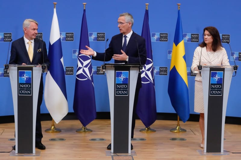 Tisková konference NATO