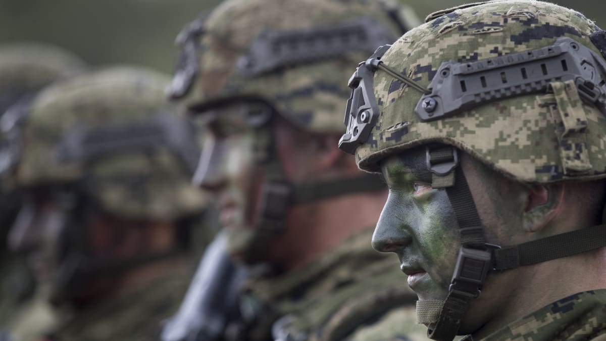 Vojáci NATO při cvičení v baltských státech