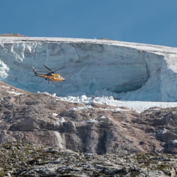 Záchranné práce na ledovci v italské Marmoladě.
