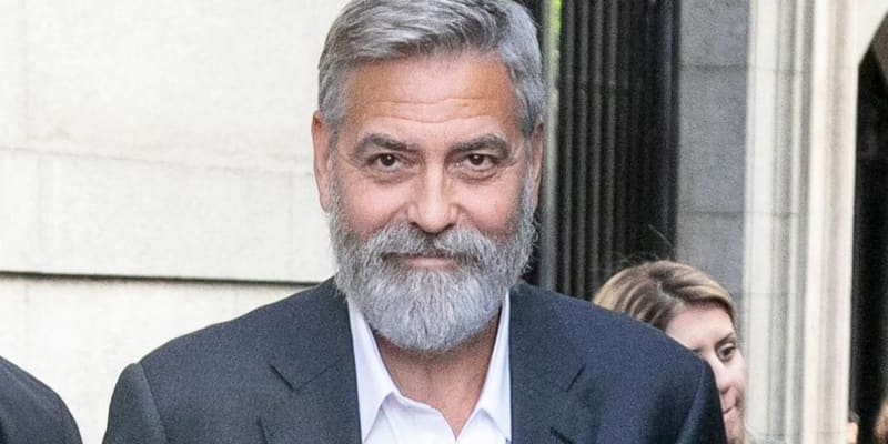 George Clooney měl fanynek tolik, že by je nespočítal.