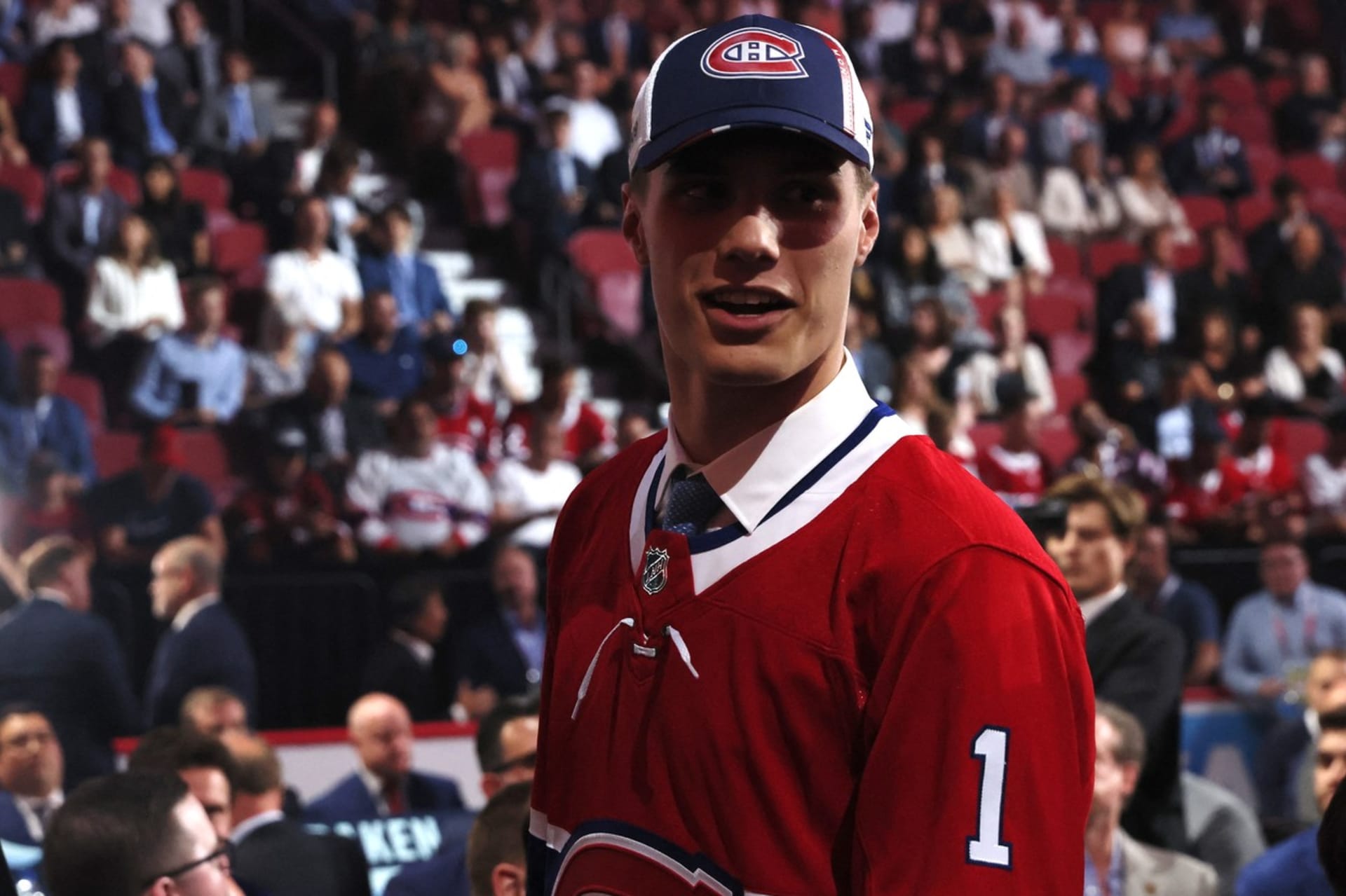 Juraj Slafkovský se stal jedničkou draftu NHL. Vybral si ho kanadský tým Montreal Canadiens.