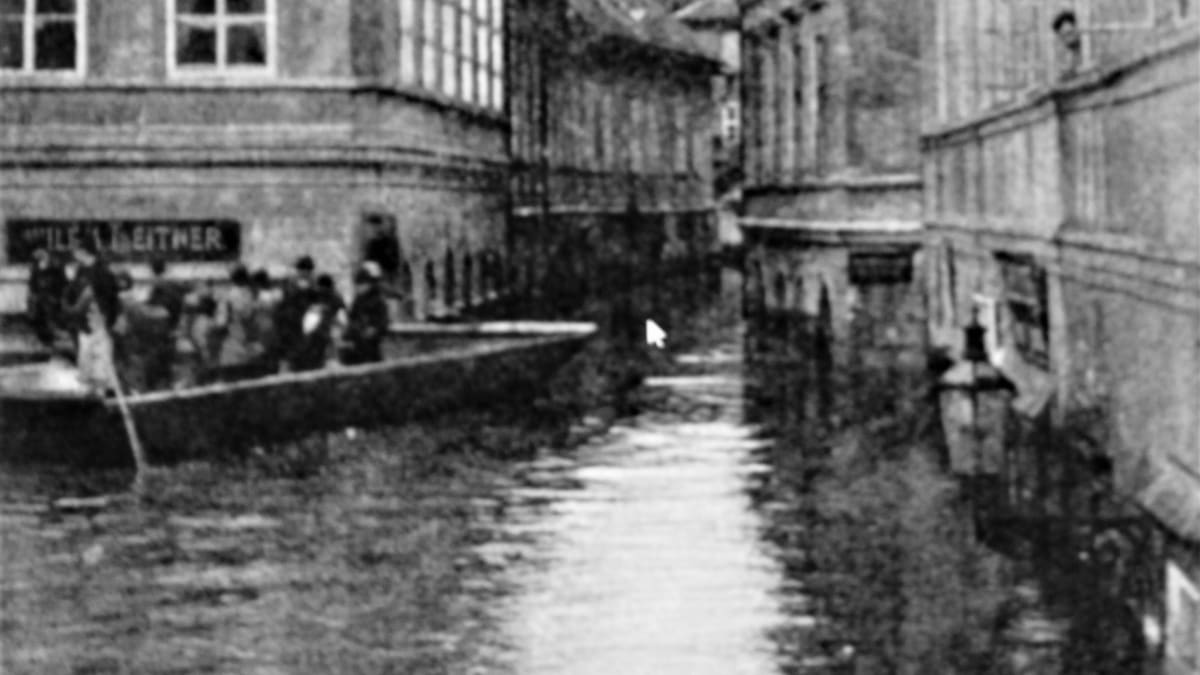 Z knihy Velká povodeň v Čechách 1890, záplavy v Praze 