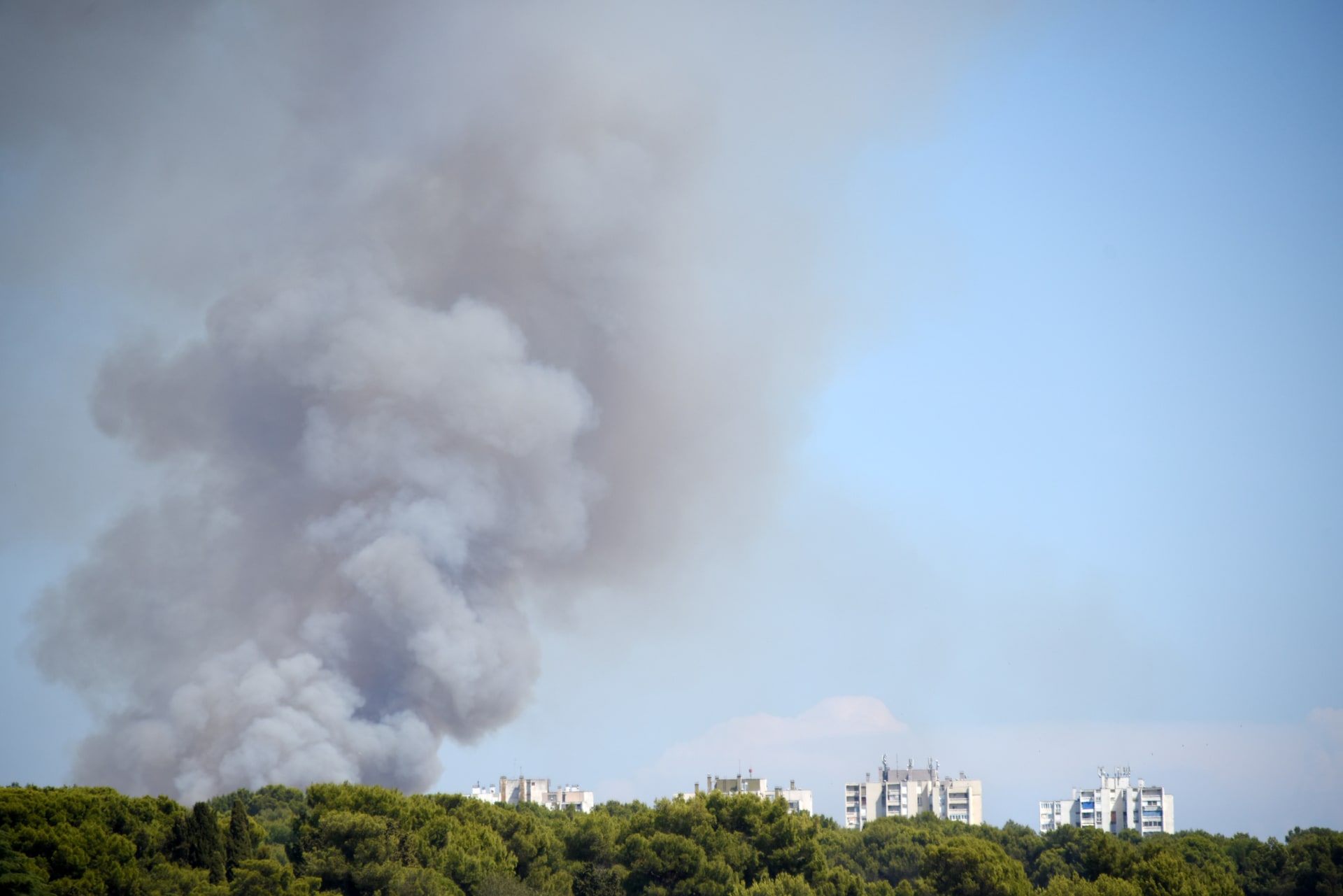 Lesní požár u chorvatské Puly