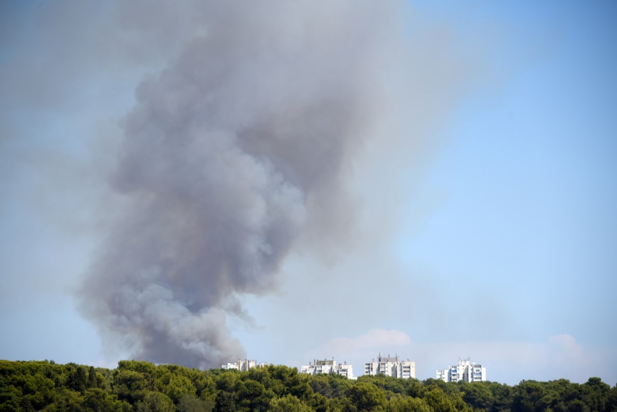 Požár u města Pula v Chorvatsku