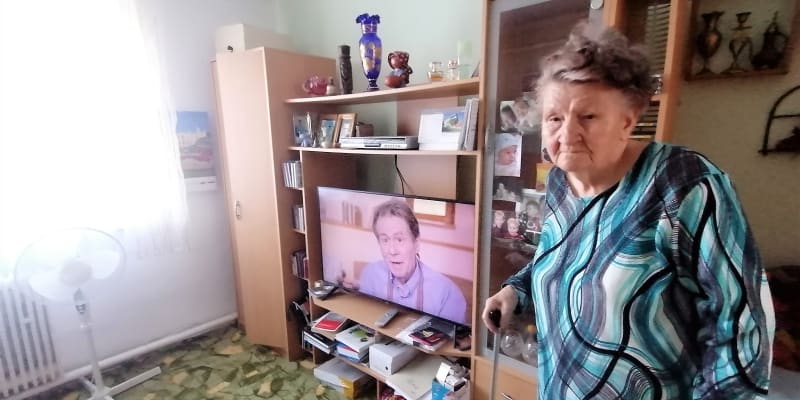 Červenec 2022 ve stejném domě v ulici K Záložně v Troubkách. V roce 1997 tu s následky velké vody bojovaly dvě sestry, dnes už žije jen mladší z nich, 85letá Jarmila Smolková.