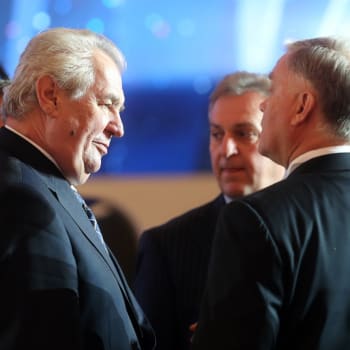 Miloš Zeman a Vladimir Jakunin během setkání v Praze, rok 2015