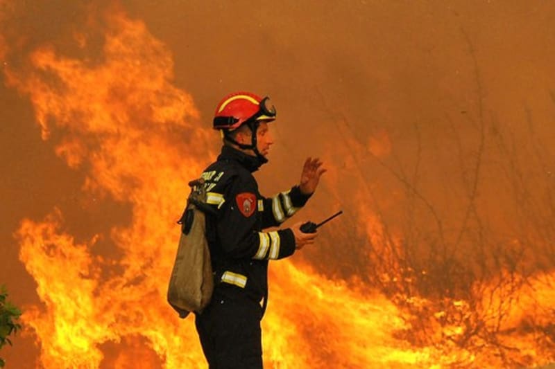Letní požár u města Šibenik v roce 2012