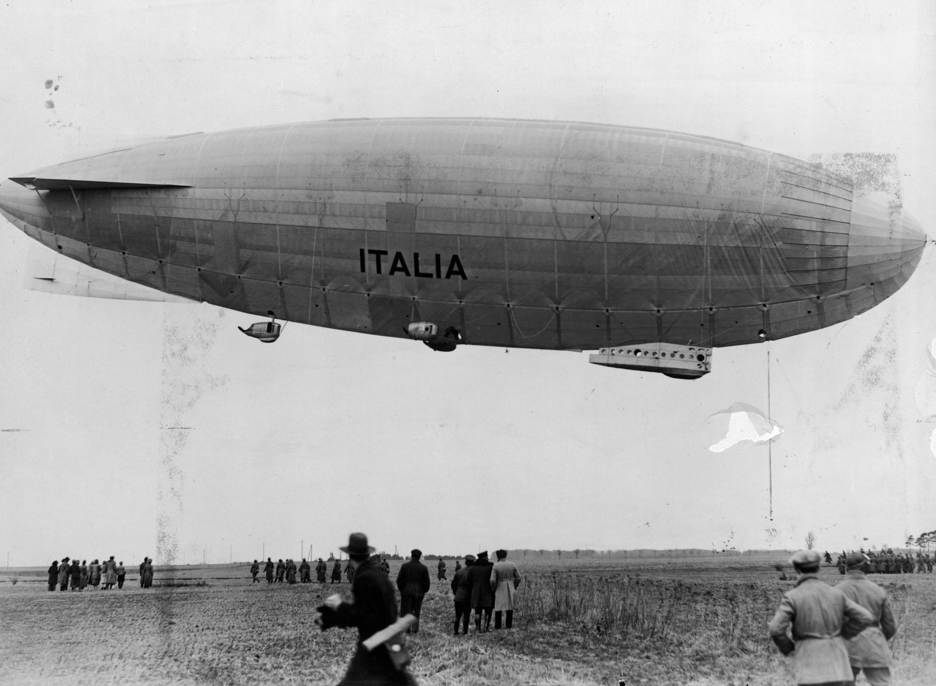 Vzducholoď Italia, které se Amundsen vydal na pomoc