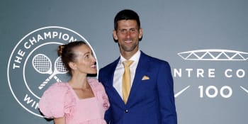 Novak není ikona antivaxerů, zlobila se Djokovičova žena. Vysvětlila jeho důvody