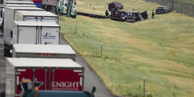 Na dálnici v Montaně zemřelo šest lidí při hromadné nehodě v prachové bouři