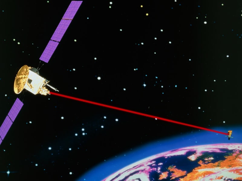 Čekají nás bitvy o satelity jako z Hvězdných válek?