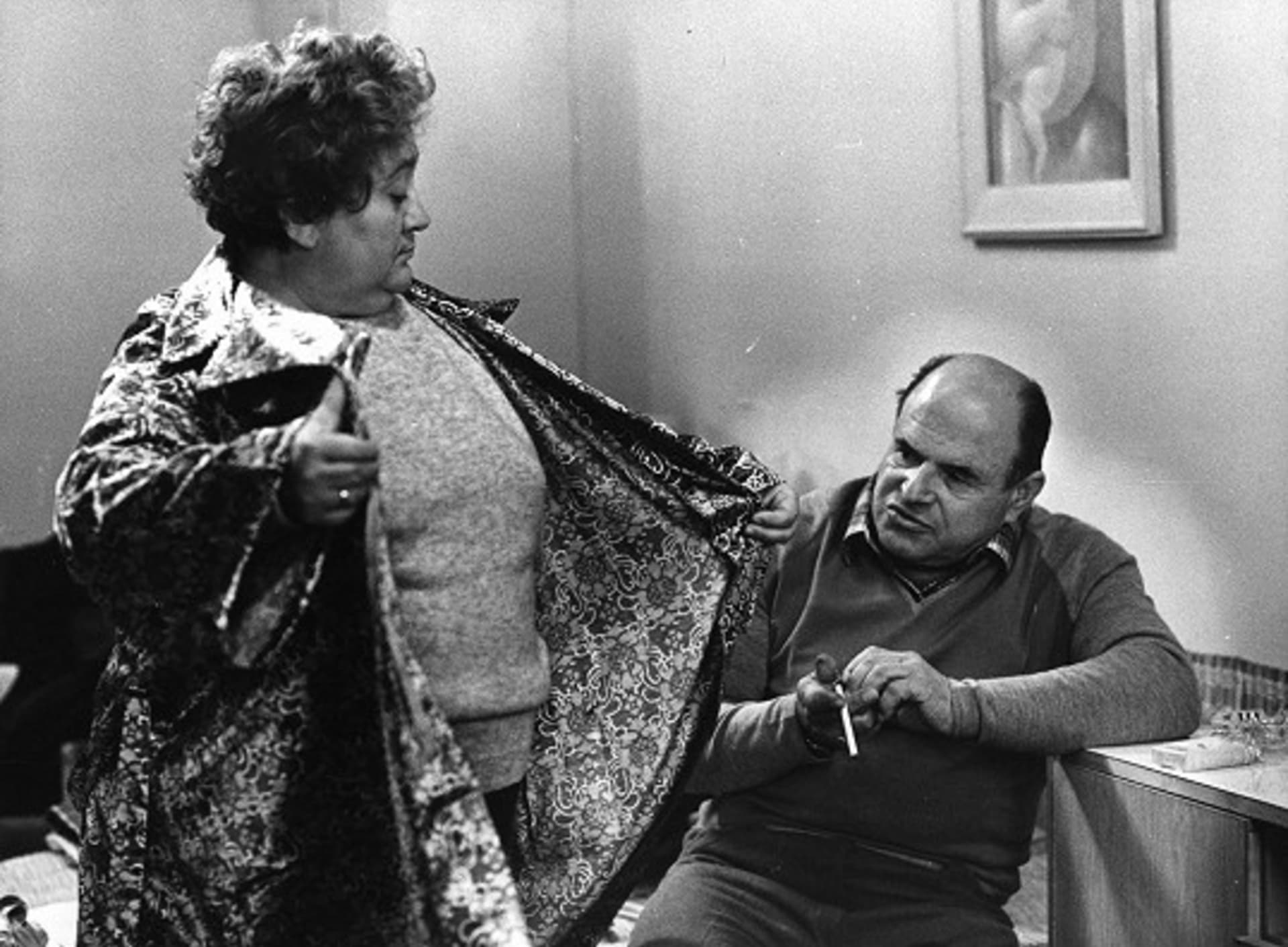 Marie Motlová s Josefem Šebánkem ztvárnili nezapomenutelnou manželskou dvojici v komediích o rodině Homolkových. 