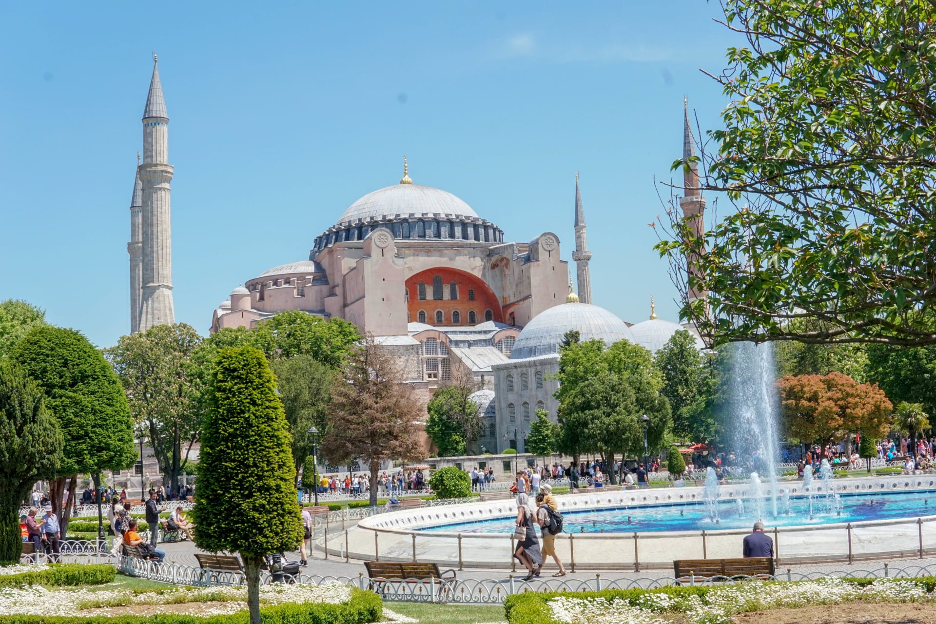 REPORTÁŽ: Jak se žije s tureckou superinflací? Levný Istanbul láká turisty z celého světa