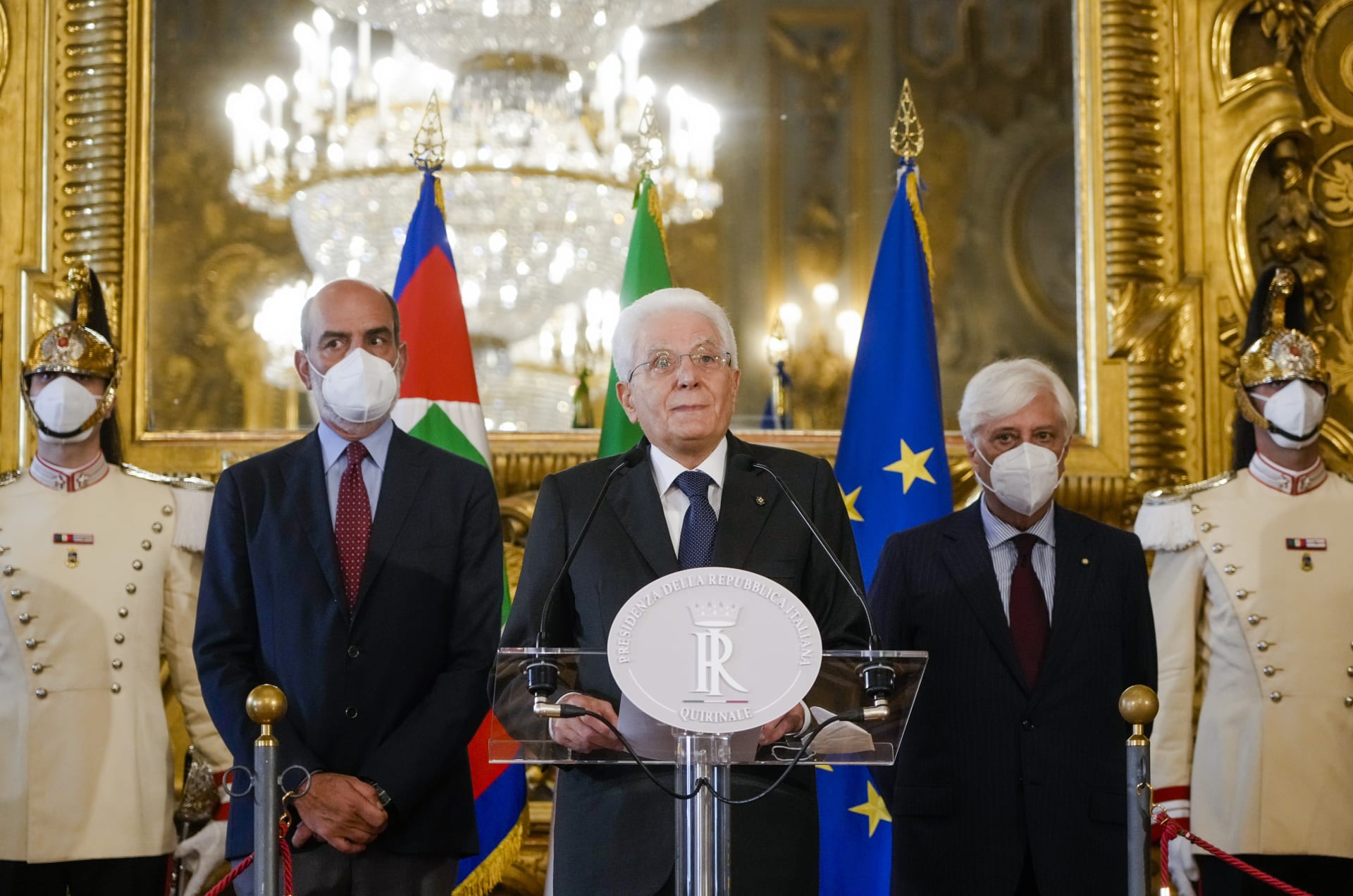 Italský prezident Sergio Mattarella rozpustil parlament.