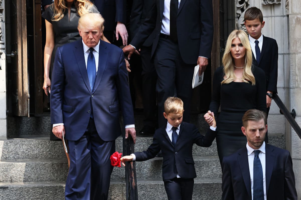 Donald Trump a Ivanka Trumpová na pohřbu Ivany