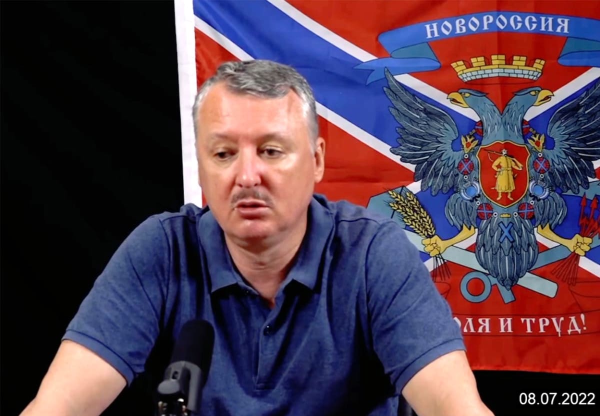 Igor Girkin, známý také jako Igor Strelkov, dnes vystupuje na sociálních sítích a v internetovém vysílání, kde komentuje ruský postup na Ukrajině.
