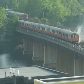 Evakuace vlaku v Massachusetts