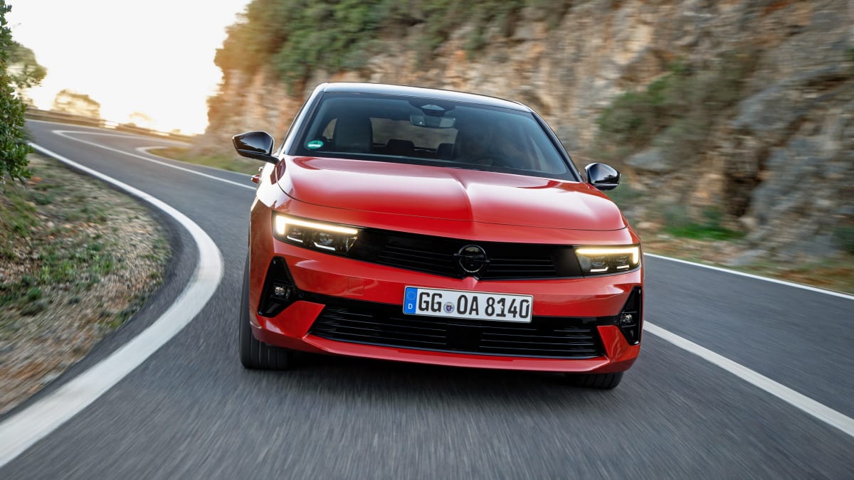 Nový Opel Astra hatchback v provedení GS Line 1.2 Turbo 96 kW