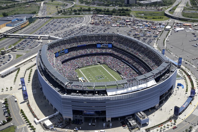 MetLife Stadium v New Yorku má kapacitu 87 157.