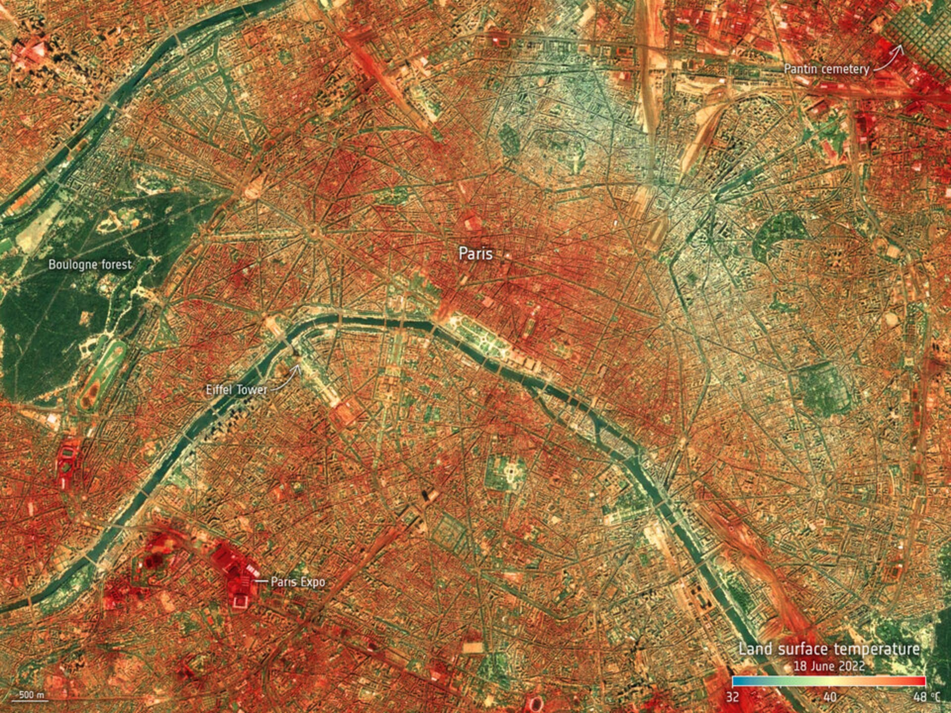 Jak ukazují satelitní snímky, Paříž prožívá oproti Praze mnohem větší inferno. (18. červen 2022)