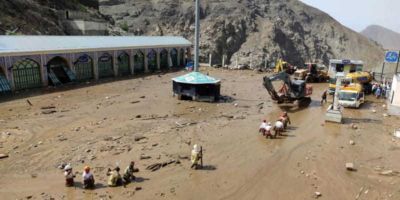 V Íránu se po záplavách pohřešuje několik lidí.
