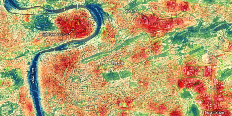 Satelitní snímek Evropské kosmické agentury ukazuje, kde v Praze panují největší vedra. (18. červen 2022)