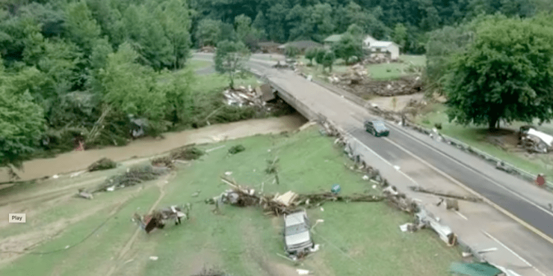 Záplavy v americkém Kentucky mají desítky obětí. 