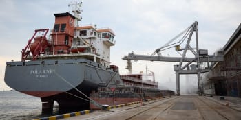 Z Oděsy vyplula první loď s ukrajinským obilím. Míří do Libanonu