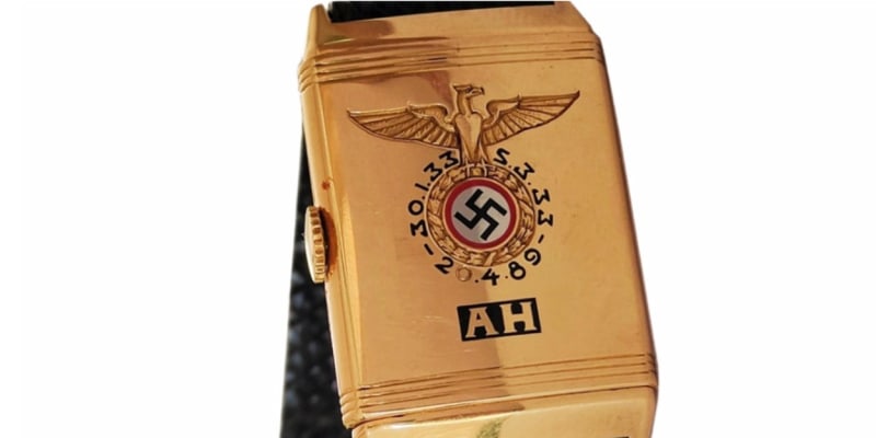 Hodinky, které měl nosit Adolf Hitler