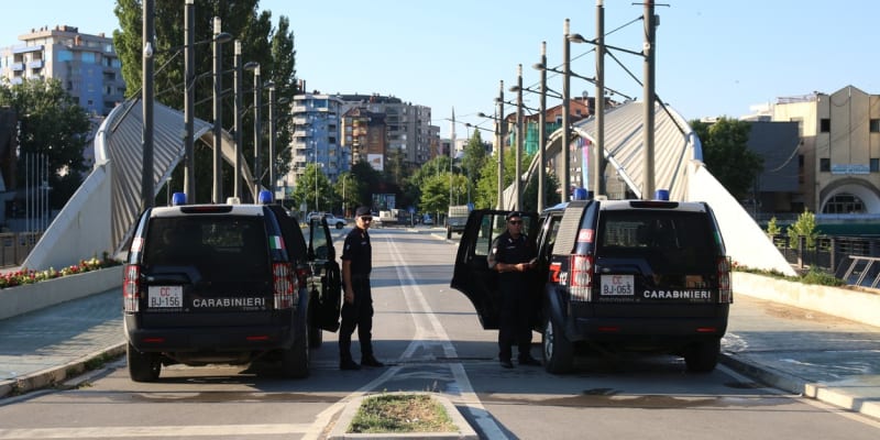 Do akce museli jít kosovští policisté.