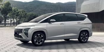 Hyundai ukázal „rodinný ideál“ za 400 000 Kč. Má šest míst k sezení a také velkou vadu