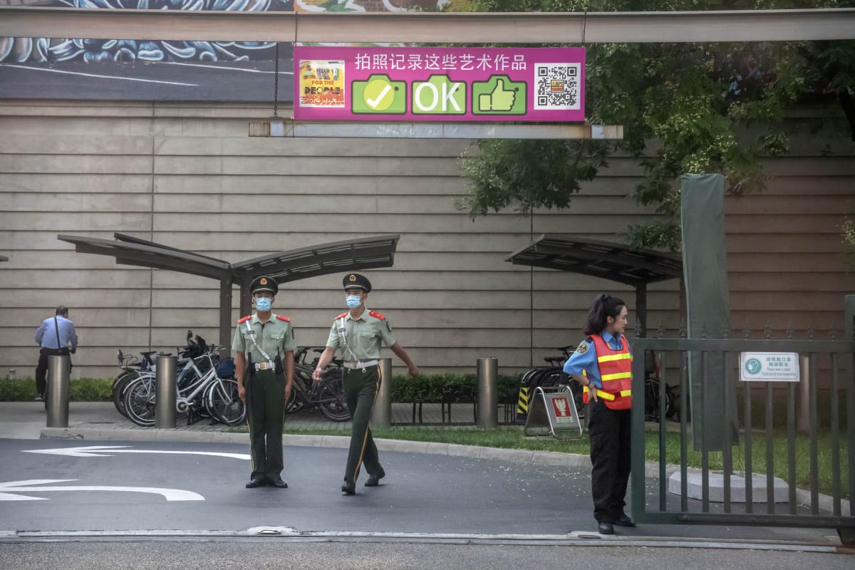 Při útoku v mateřské škole v čínské provincii Ťiang-si přišli o život tři lidé a dalších šest jich bylo zraněno.  