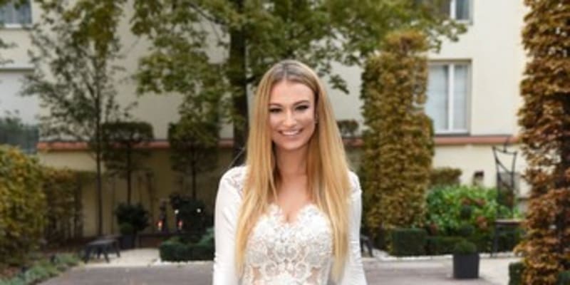 V roce 2018 reprezentovala Českou republiku na Miss World.