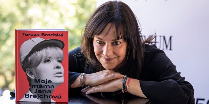 Tereza Brodská vydala o své mamince knihu. Popisuje v ní mimo jiné jejich komplikovaný vztah.