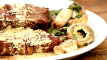 VIDEO: Faux filet s restovanými žampiony