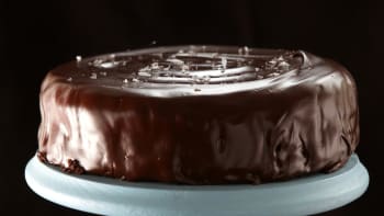 Totální čokoládový dort s mořskou solí