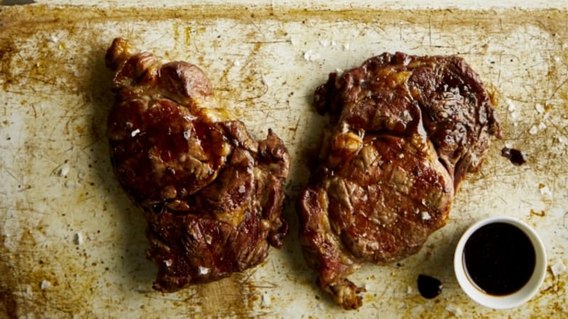 Rib eye steak s balzamikovým octem