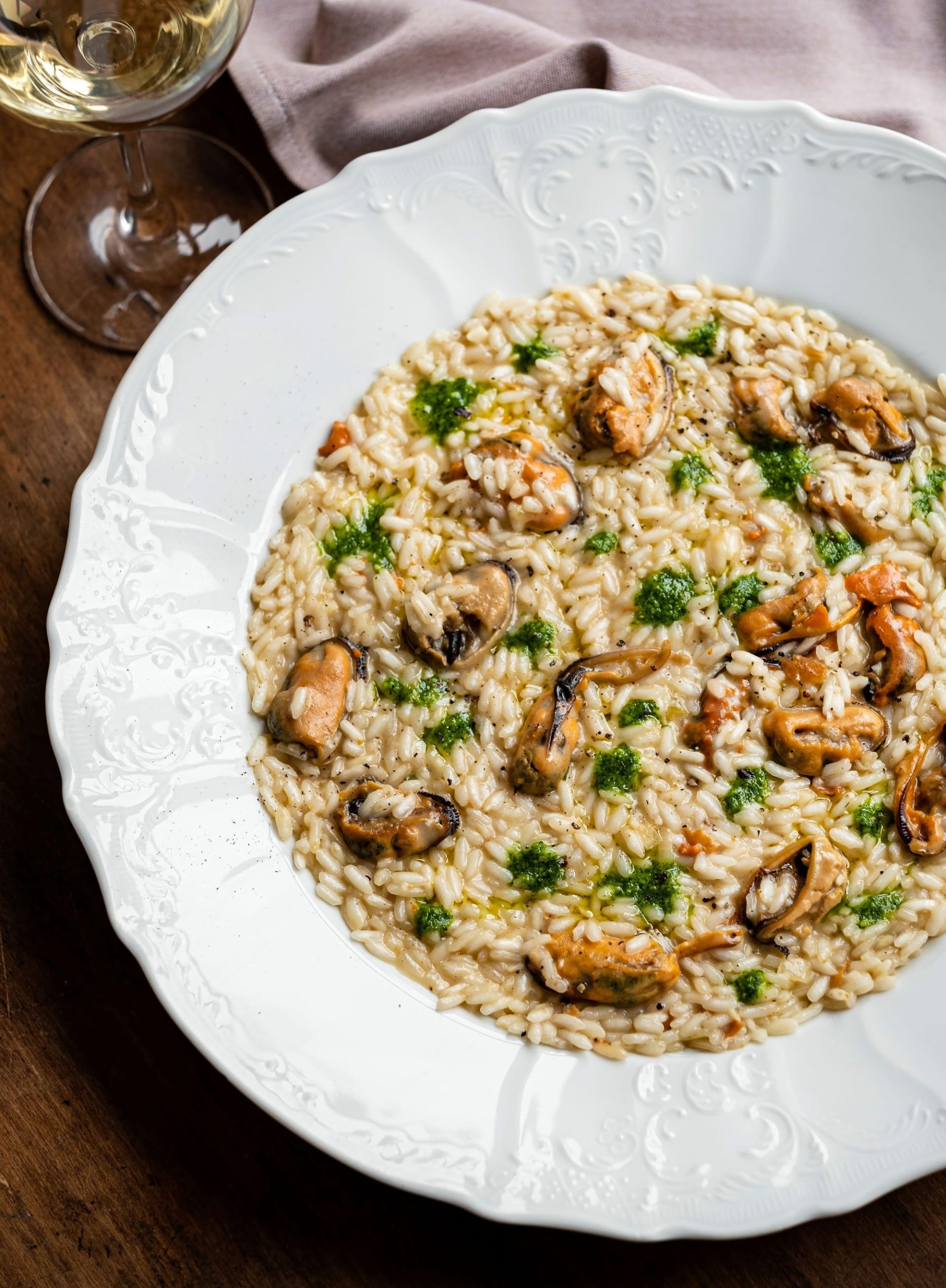 Italské risotto s mušlemi a rukolovým pestem