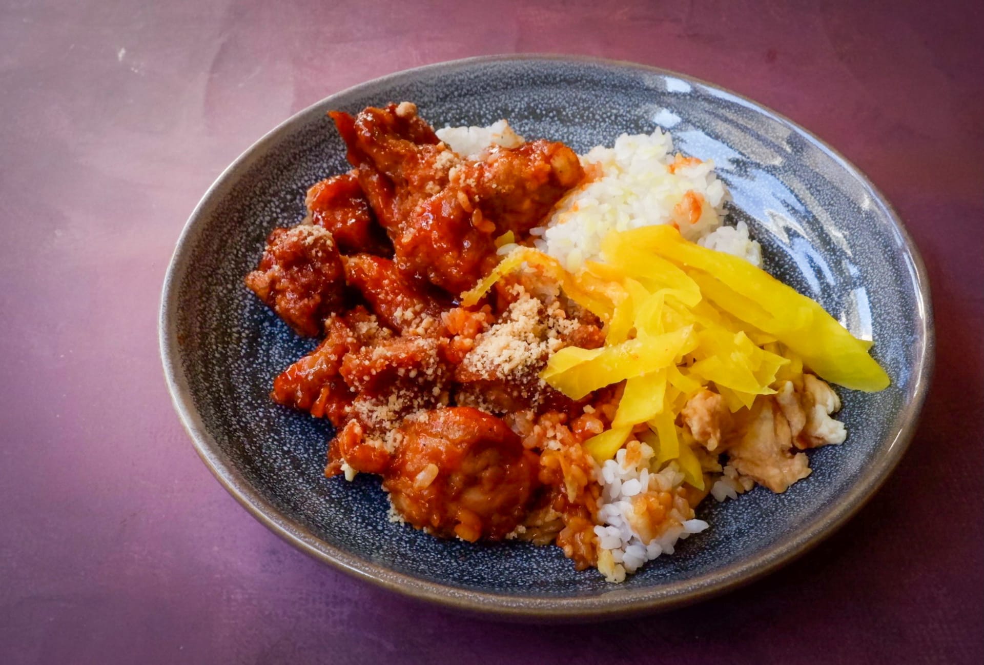 Pražská restaurace Mamy Korean vás potěší jídlem jako od korejské mámy 5