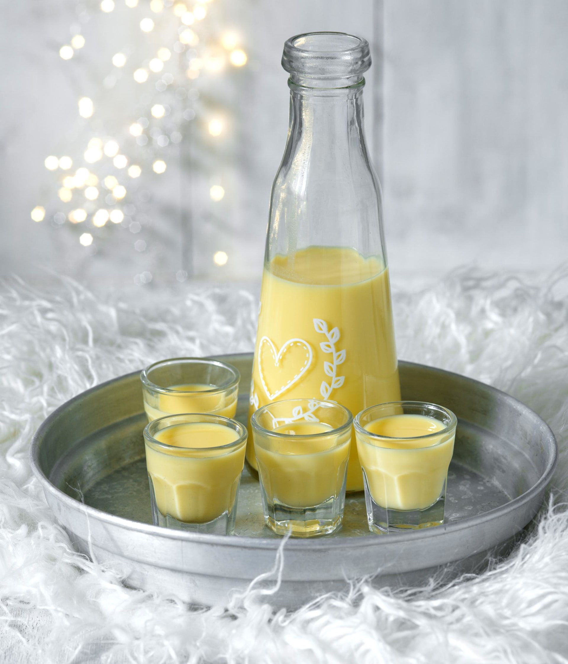 Nejjednodušší vaječný likér – vánoční lahůdka v láhvi