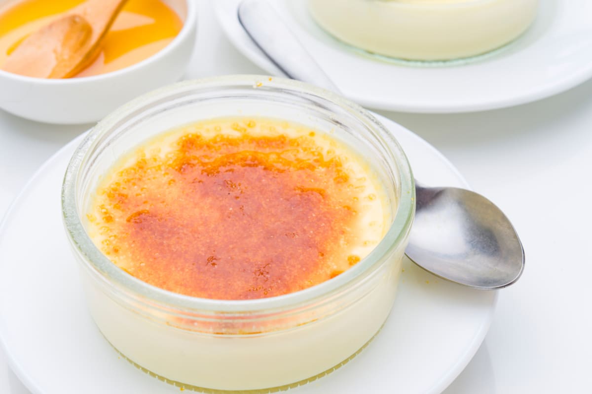 Crème brûlée: lahodný dezert z Francie