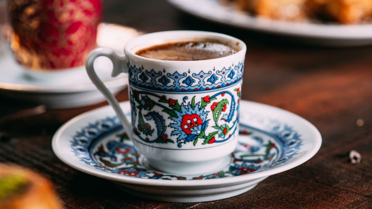 Turecká káva je dodnes u Čechů velmi oblíbená