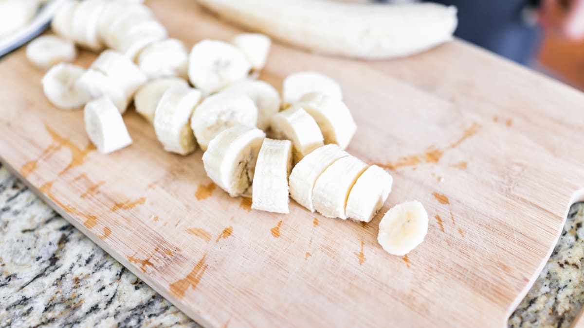 Zmražené banány použijte na smoothie i při pečení