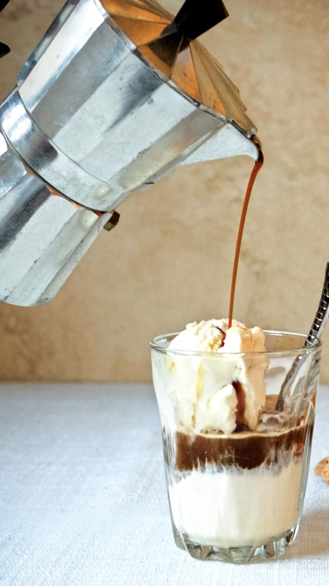 Affogato – osvěžující káva se zmrzlinou