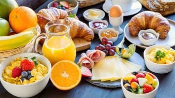 Snídaně je grunt u nás i ve světě. Je libo po ránu rybu, ostrou polévku nebo třeba vegemite?
