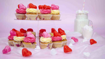 Malinové mini cupcakes
