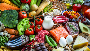 Vitaminy pod lupou: Víte, které potraviny jich mají nejvíc?