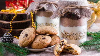 5 tipů na vlastnoručně vyrobené jedlé dárky, kterými potěšíte nejen o Vánocích