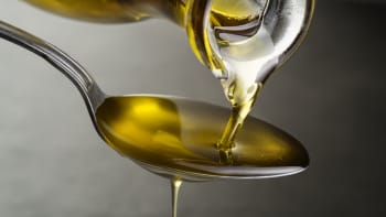Překvapivý způsob, jak využít olivový olej při úklidu kuchyně