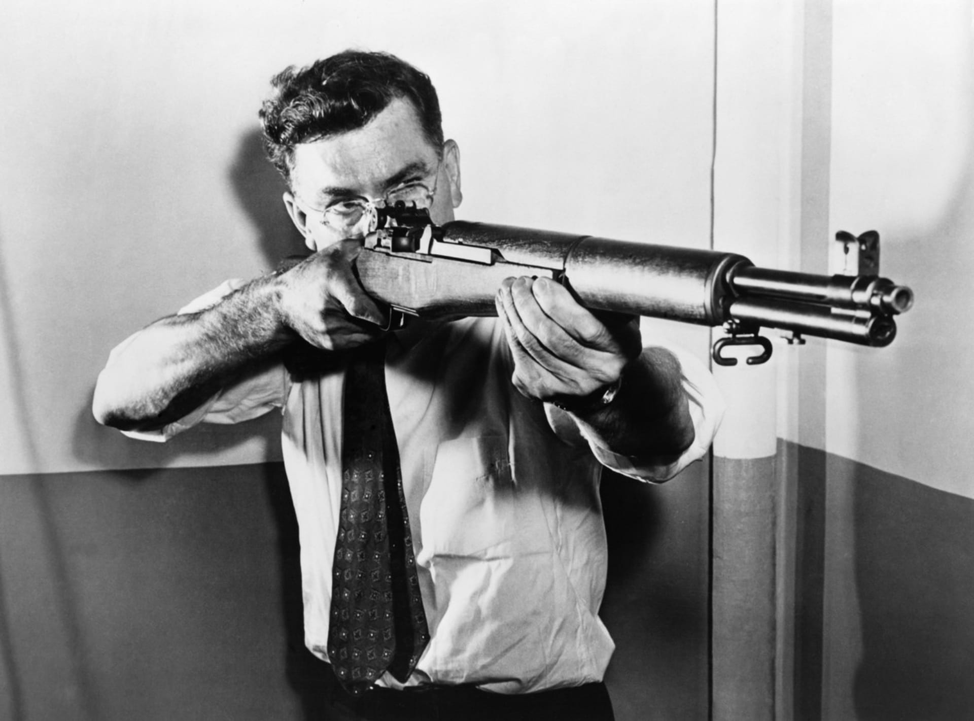 John C. Garand s legendární puškou